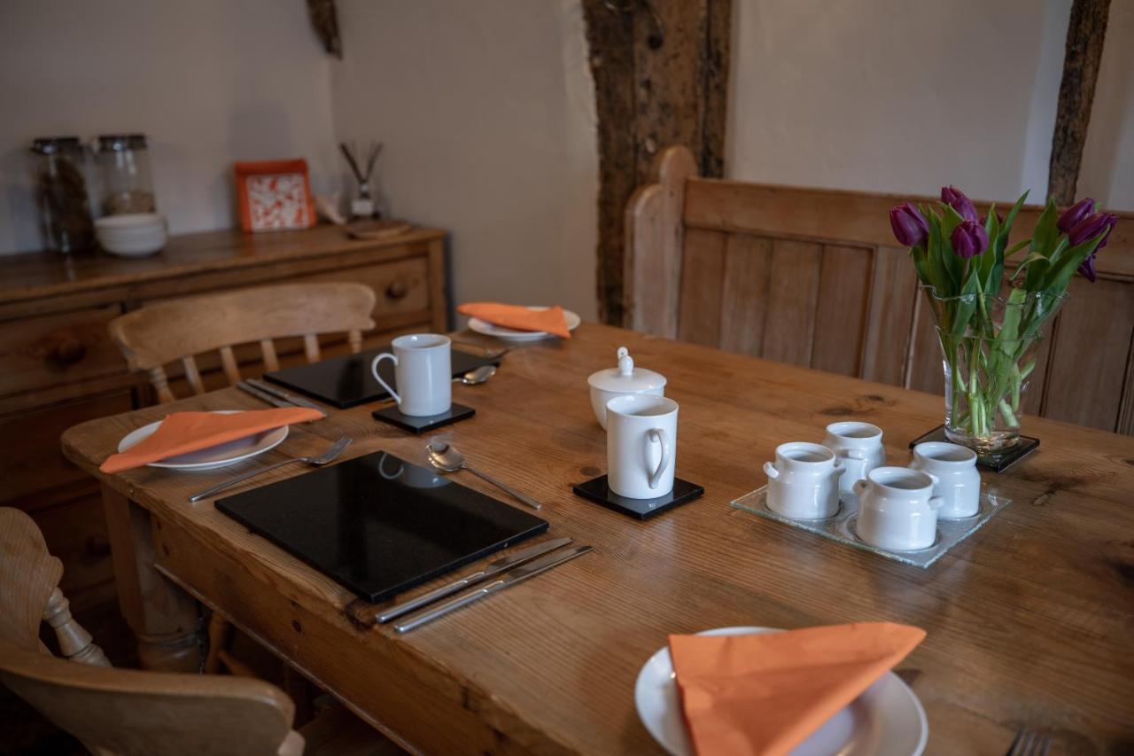 Old Beams Bed & Breakfast Bed and Breakfast Alcester Esterno foto