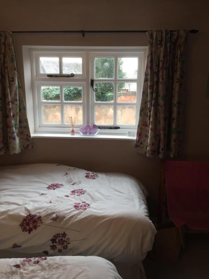 Old Beams Bed & Breakfast Bed and Breakfast Alcester Esterno foto