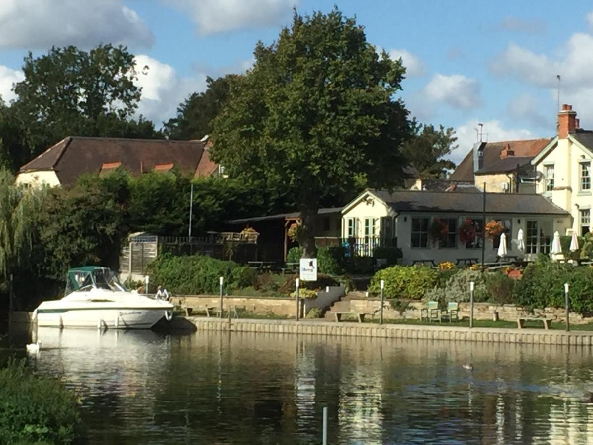 Old Beams Bed & Breakfast Bed and Breakfast Alcester Esterno foto